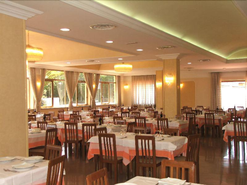 Grand Hotel Pavone Cassino Exteriör bild