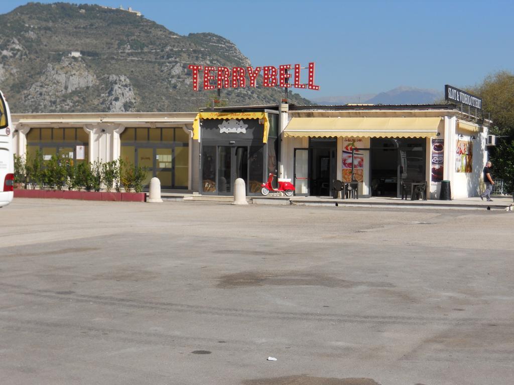 Grand Hotel Pavone Cassino Exteriör bild
