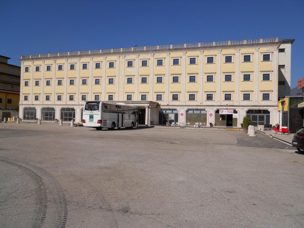 Grand Hotel Pavone Cassino Exteriör bild